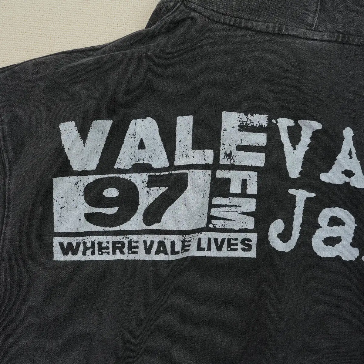 Vale Forever Big Chain Luxe Hoodie Black - Image 4