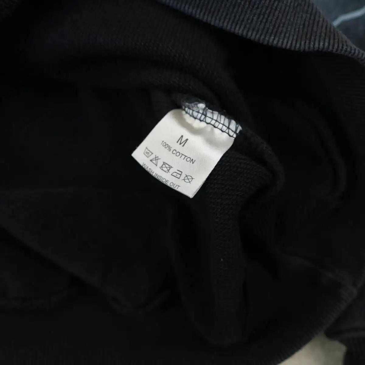Vale Return Graphic Hoodie – Black/Blue - Image 4