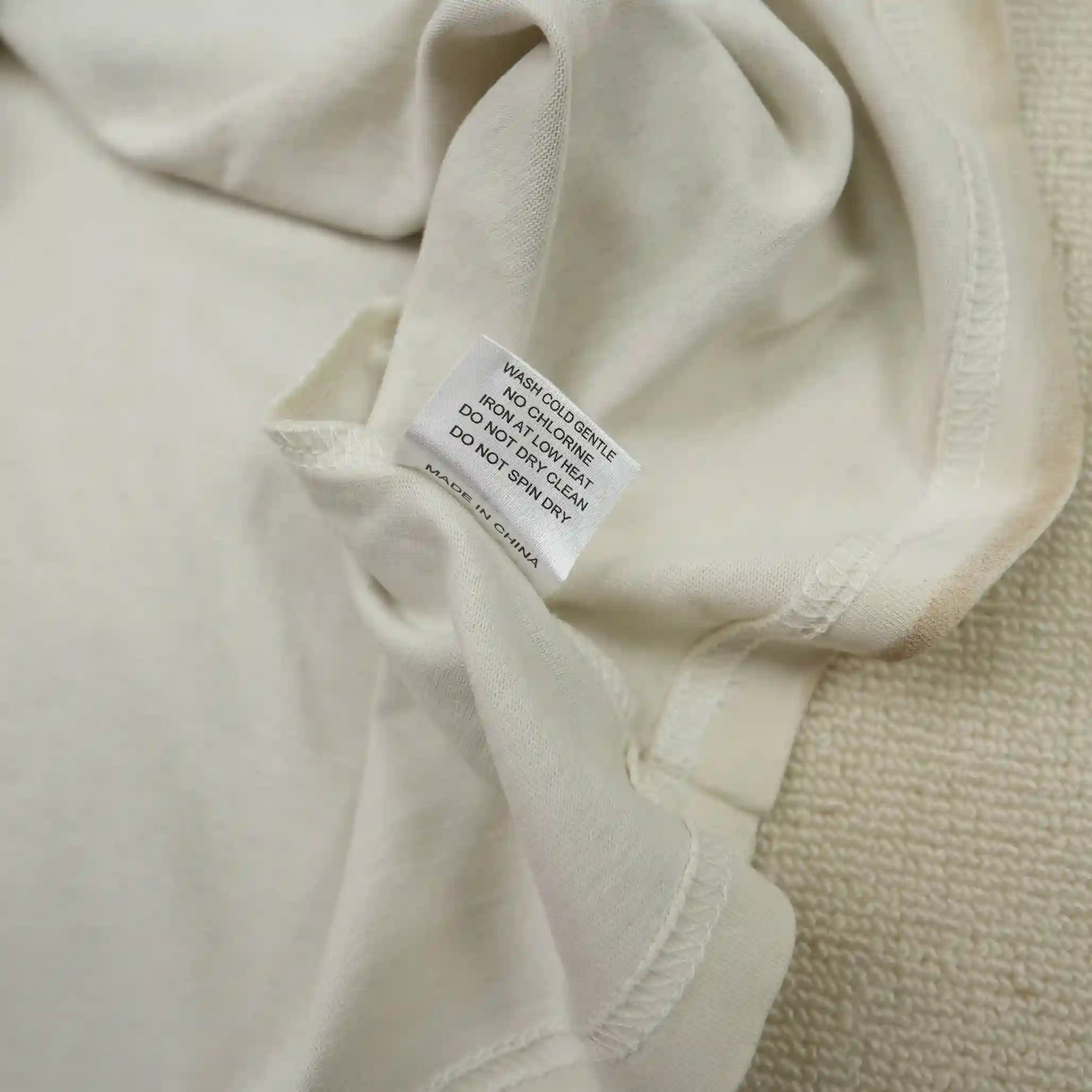 Vale Forever Valley Tour Tee Sade Cream - Image 8